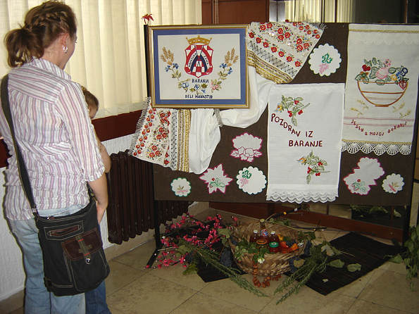 Izložba rukotvorina Izložba rukotvorina